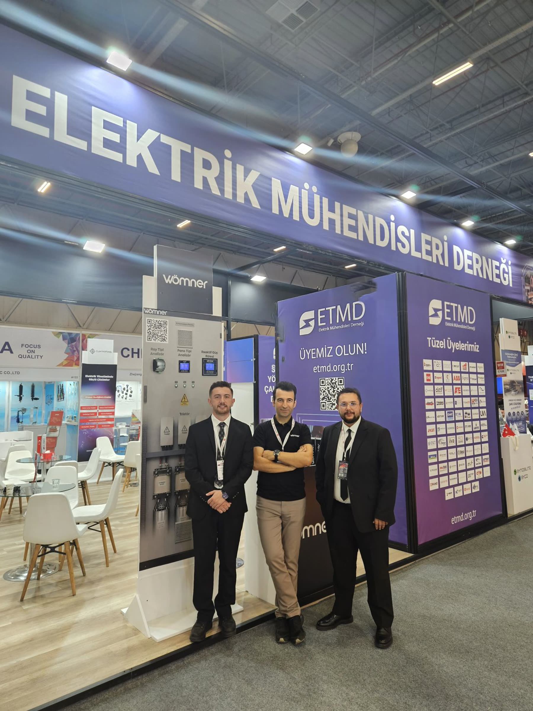 Wömner team at the ETMD / WIN Eurasia booth